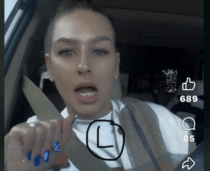 Fans Notice Something In Amanda’s Photo