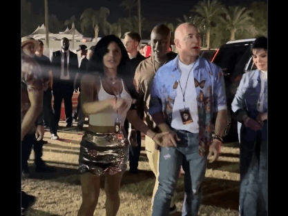 Jeff Bezos’ New Photo Stuns Fans