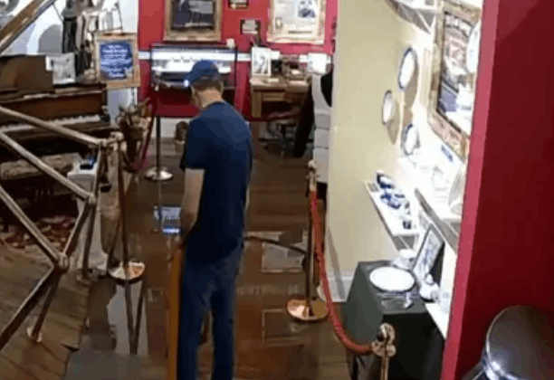 Titanic Museum Suffers Flooding