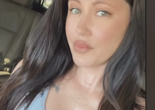 Jenelle’s Photo Stuns Fans