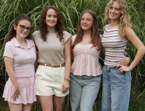 Leah’s Family Photo Stuns Fans