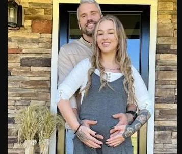 Ryan & Amanda Having Another Baby?!
