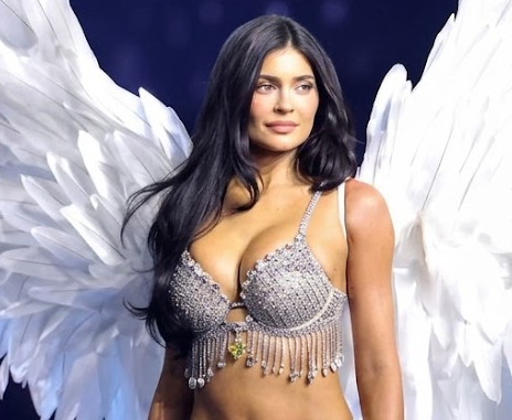 Kylie Jenner’s Bra Cost